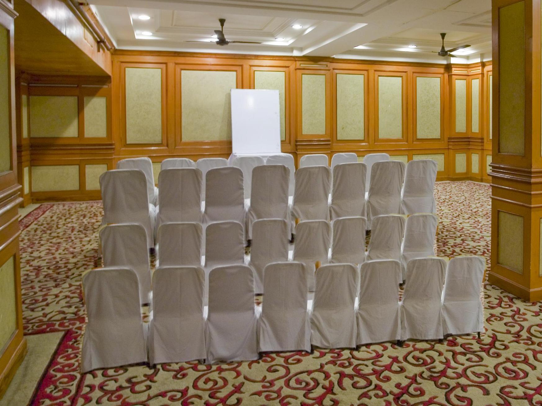 The Bmk Hotel New Delhi Exterior photo